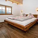 Holiday flat Käferhof, Bramberg am Wildkogel Feriehus Dorf (Salzburg)