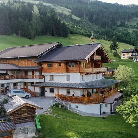 Kaeferhof Apartment With View