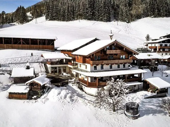Kaeferhof Apartment With View Casa vacanze Dorf (Salzburg)